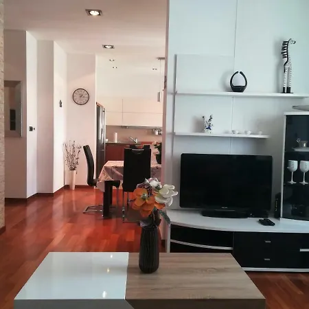Appartement Commodious Right In The Centre *