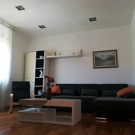 Appartement Commodious Right In The Centre *